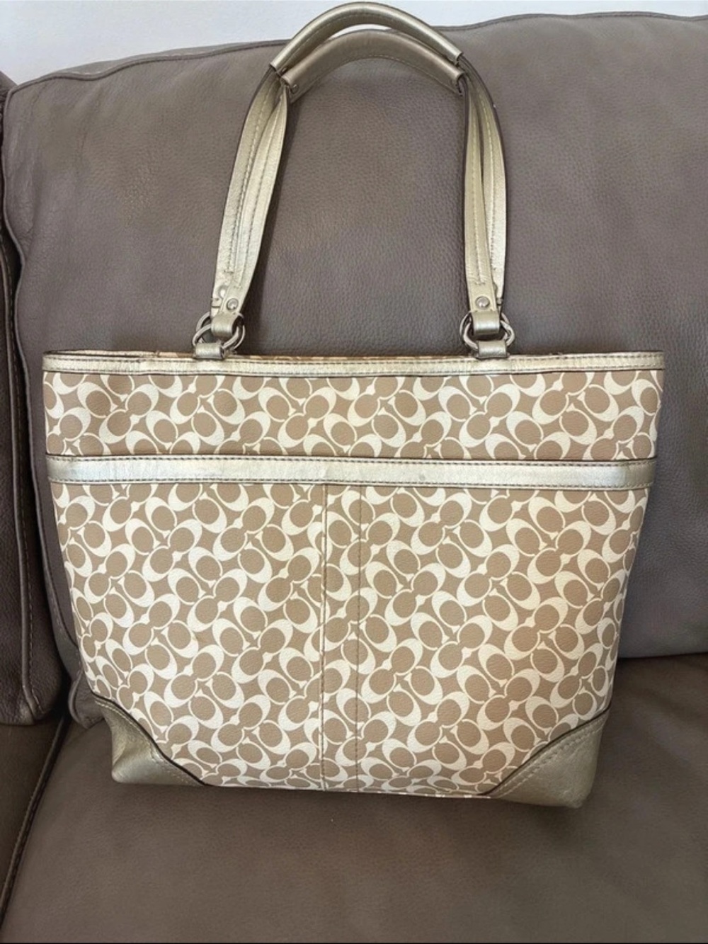 Coach Chelsea Signature Jacquard Stripe Tote and Wristlet Wallet Set - Picture 3 of 16